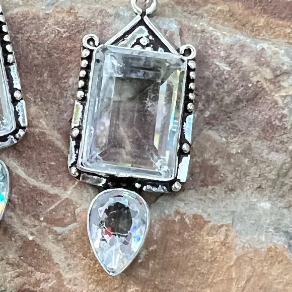 White topaz earrings - Picture 4 of 6